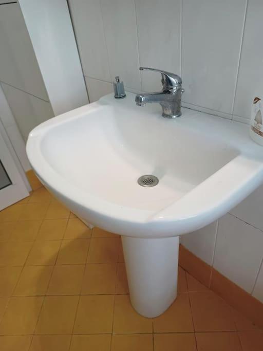 Monolocale Vicino Metro Libia Apartment *